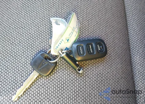 2004 Pontiac Vibe из США, поврежденный, VIN 5Y2SL62834Z446375